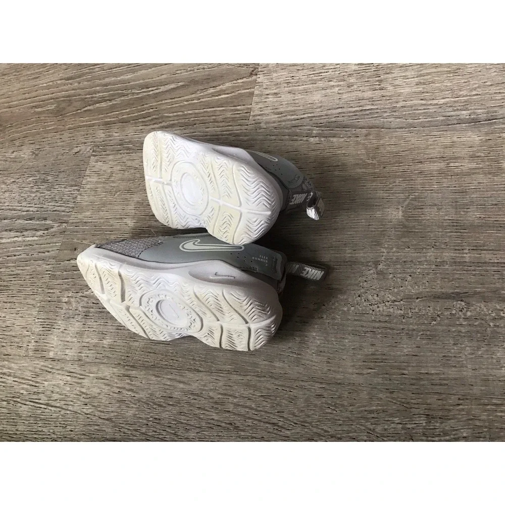 Nike Flex Runner 3 (TD) Gray/White FN1478-001 Baby Size 7C Toddler Sneakers